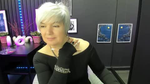 Carmen online show from January 5, 2026, 8:56 pm