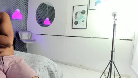 carnal_movements online show from February 1, 2026, 2:43 am