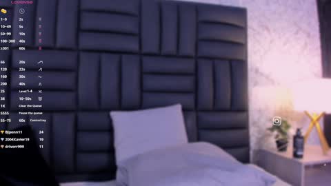 Snapshot of caro_martinezz chatting on December 2, 2024, 7:47 am    online show from December 2, 2024, 7:47 am