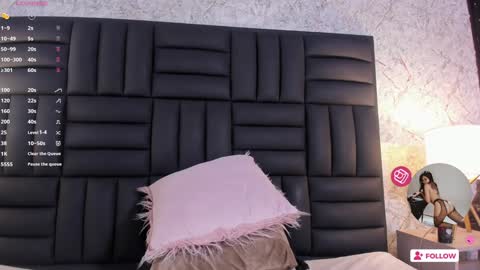 Snapshot of caro_martinezz chatting on January 25, 2025, 8:00 am    online show from January 25, 2025, 8:00 am