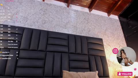 Snapshot of caro_martinezz chatting on February 4, 2025, 7:51 am    online show from February 4, 2025, 7:51 am