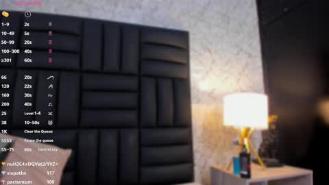 Snapshot of caro_martinezz chatting on March 12, 2025, 7:35 am    online show from March 12, 2025, 7:35 am