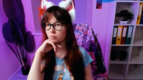 Snapshot of carol_carmen chatting on September 14, 2025, 10:53 pm Carol online show from September 14, 2025, 10:53 pm