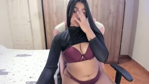 Snapshot of carol_gomez73 chatting on March 21, 2026, 8:19 am carol gomez73 online show from March 21, 2026, 8:19 am