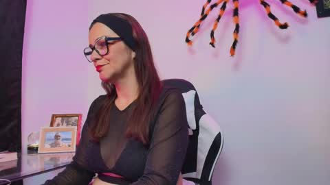 CAROL online show from October 28, 2025, 10:41 am