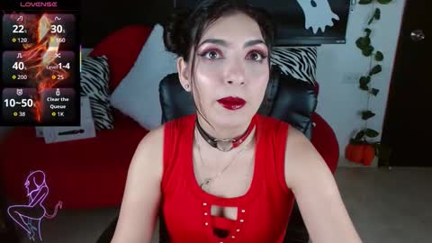 Caroline online show from October 24, 2025, 1:51 pm