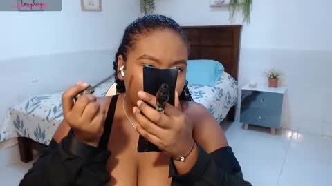 Snapshot of caroldelatorre chatting on September 23, 2025, 7:28 pm Carol de la torre online show from September 23, 2025, 7:28 pm