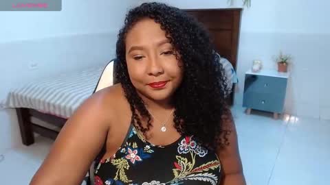 Snapshot of caroldelatorre chatting on September 30, 2025, 8:58 pm Carol de la torre online show from September 30, 2025, 8:58 pm