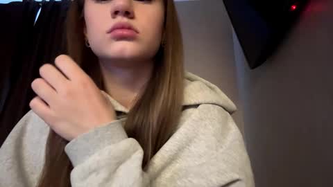 Lisa online show from January 7, 2026, 8:39 am