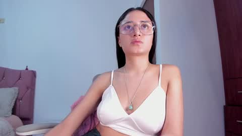 Caroline online show from December 7, 2024, 10:06 pm