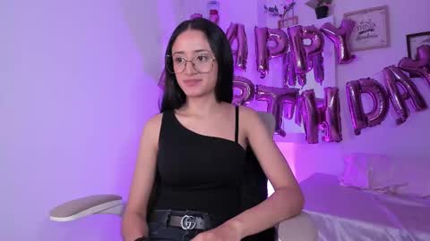 Caroline online show from March 11, 2025, 6:19 pm