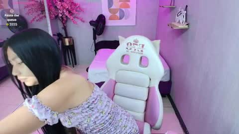 CAROLINA.  online show from April 28, 2026, 12:32 pm