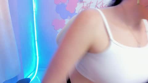 Carolina  online show from January 20, 2025, 6:43 pm