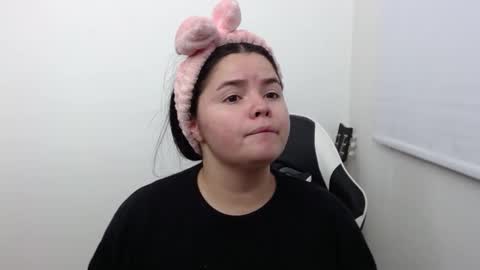 carolina online show from November 19, 2025, 1:49 am