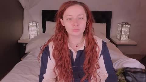 Snapshot of carolina_winter chatting on October 23, 2025, 12:48 pm Mira online show from October 23, 2025, 12:48 pm