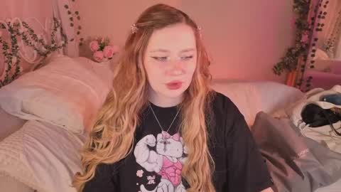 Snapshot of carolina_winter chatting on March 27, 2026, 5:46 am Mira online show from March 27, 2026, 5:46 am