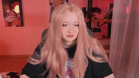 Snapshot of carolina_winter chatting on March 31, 2026, 5:08 am Mira online show from March 31, 2026, 5:08 am