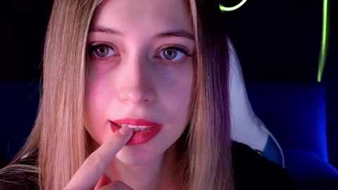 Carolina online show from December 5, 2024, 4:31 am