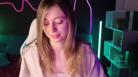 Carolina online show from December 13, 2024, 1:15 am