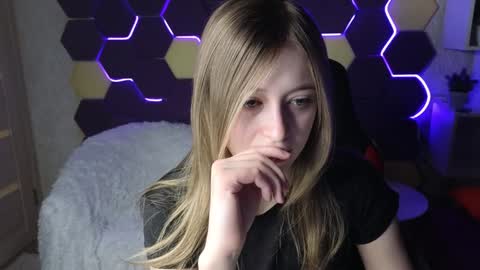 Carolina online show from January 27, 2025, 1:05 am