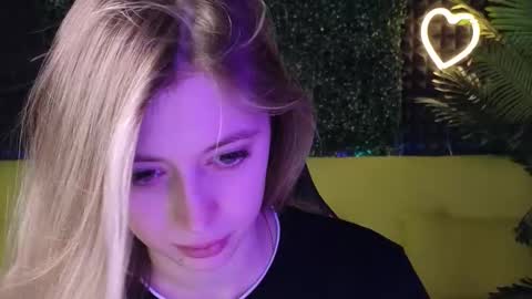 Carolina online show from February 11, 2025, 1:10 am