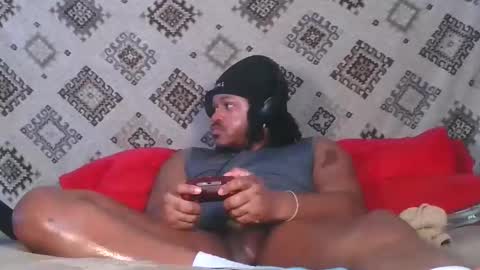 carolinayungin96 online show from February 4, 2026, 5:02 am