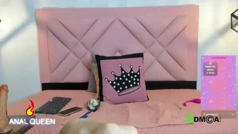 Snapshot of caroline_daring chatting on April 27, 2026, 11:41 am caroline daring online show from April 27, 2026, 11:41 am