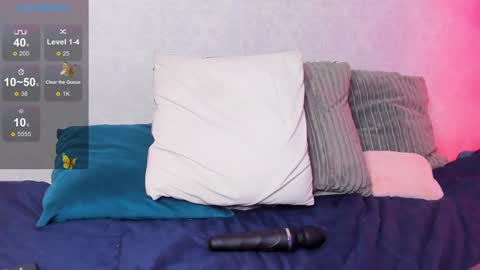  Caroline  online show from January 14, 2025, 5:56 pm