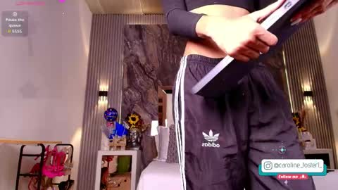 caroline_foster1 online show from May 9, 2026, 12:10 pm