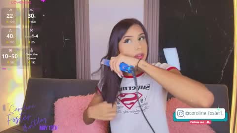 caroline_foster1 online show from May 11, 2026, 12:22 pm