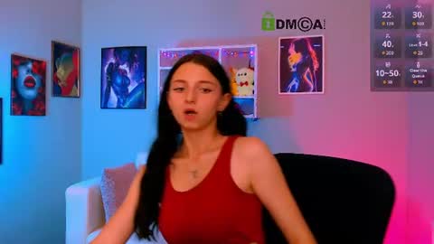 Snapshot of caroline_honeyy chatting on June 8, 2026, 10:48 am Caroline online show from June 8, 2026, 10:48 am