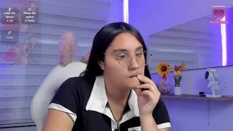 Snapshot of caroline_rodriguez_9 chatting on May 13, 2026, 7:22 pm caroline_rodriguez_9 online show from May 13, 2026, 7:22 pm