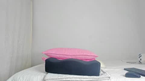 Caroline Tovar   Lovense is active my orgasms in your hands Give me more pleasure and make me cum online show from December 8, 2024, 1:13 am