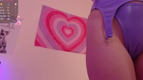 Carlolina online show from June 13, 2026, 4:43 am