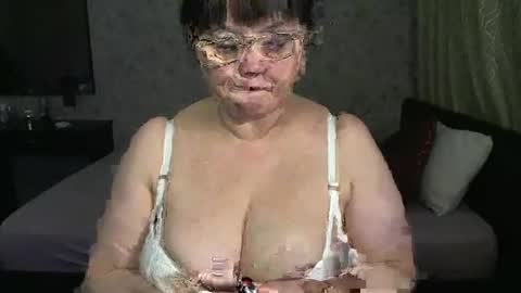 CarolineDream  online show from January 6, 2025, 4:55 pm