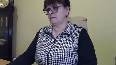 CarolineDream  online show from January 17, 2025, 6:26 am