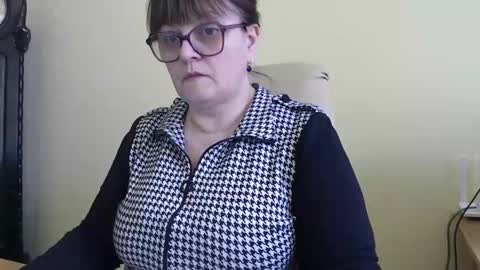CarolineDream  online show from February 7, 2025, 8:01 am