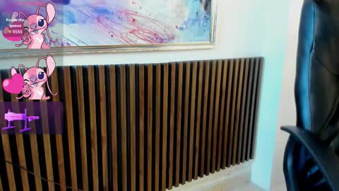 Snapshot of carolinemiller1 chatting on October 16, 2025, 8:43 pm Caro online show from October 16, 2025, 8:43 pm