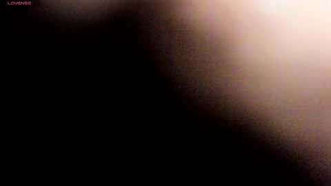 Snapshot of carolinewhite01 chatting on October 28, 2025, 2:31 pm Caroline  online show from October 28, 2025, 2:31 pm