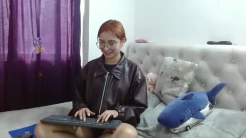 carolinnapinkman online show from February 24, 2026, 8:07 pm