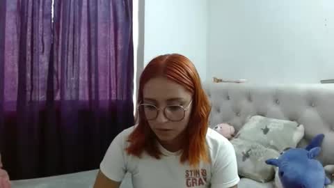 carolinnapinkman online show from March 27, 2026, 7:57 pm