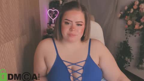 caroll_li online show from February 20, 2025, 3:34 am
