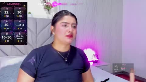 Snapshot of carolroman chatting on November 15, 2025, 11:18 am carolroman online show from November 15, 2025, 11:18 am