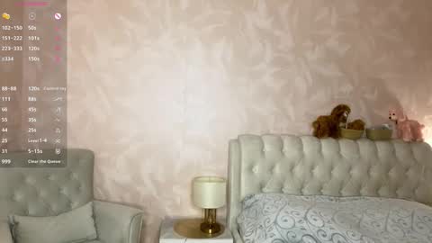 Snapshot of carolynnfernandez chatting on February 17, 2026, 8:15 pm Hello everyone Im Monica Its my first day Were going to have fun together online show from February 17, 2026, 8:15 pm