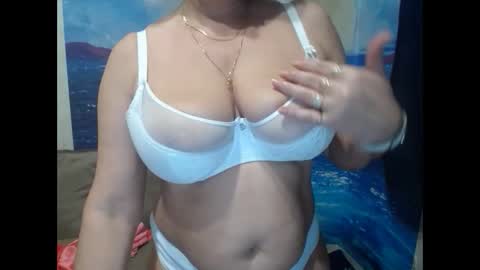 VicunaCool online show from December 4, 2024, 3:21 pm