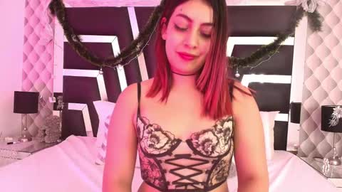 Caro Gmez  online show from January 4, 2025, 3:28 pm