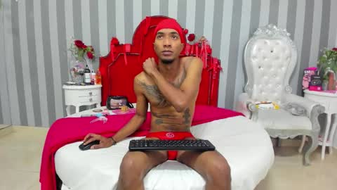 Snapshot of caroyandy chatting on March 21, 2026, 12:32 pm caroyandy online show from March 21, 2026, 12:32 pm