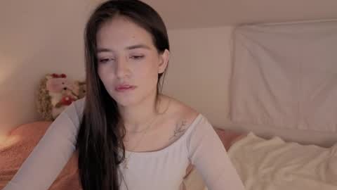 Snapshot of carpediem_x chatting on April 6, 2026, 12:19 am amelie online show from April 6, 2026, 12:19 am