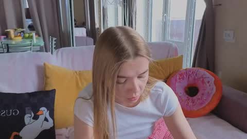 carriebradshawww online show from April 29, 2026, 5:00 am