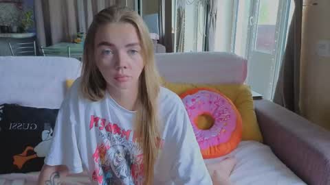 carriebradshawww online show from May 8, 2026, 10:09 am